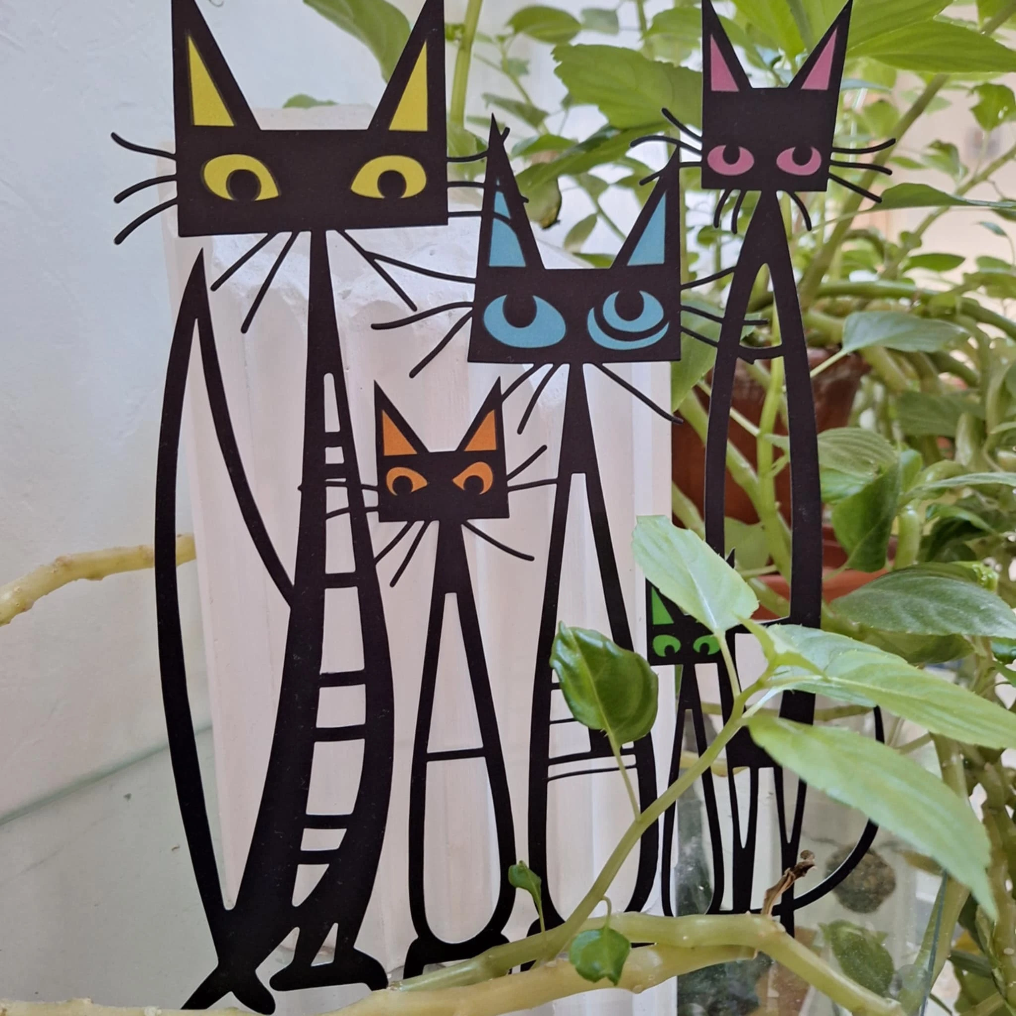 Plaque murale “Famille chats” – Art métal et tendresse féline